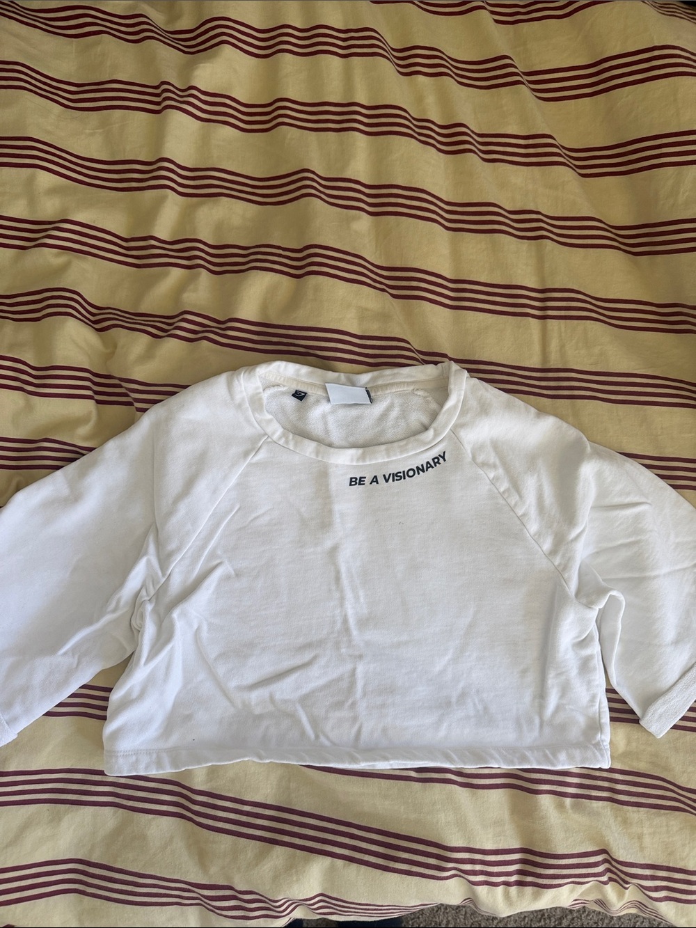 Gymshark White Kids' Cropped Sweatshirt with 'BE A VISIONARY' Text